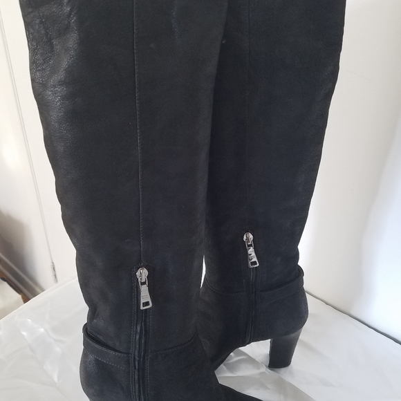 AUTHENTIC PRADA BOOTS - Picture 2 of 13